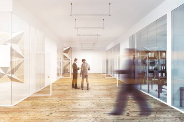 İş adamları cam ve beyaz duvarlar ve ahşap bir zemin ile bir yıldız duvar desen office koridorda. Danışmanlık kavramı. 3D render sahte tonlu görüntü bulanık