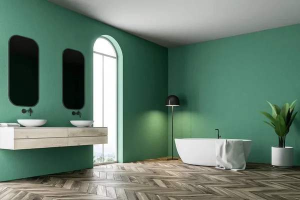 Esquina Baño Verde Minimalista Con Una Bañera Blanca Una Toalla —  Fotos de Stock