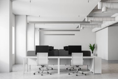Bir açık alan ofis beyaz duvarlar, beton zemin ve bilgisayar tabloları satırları ile önden görünümü. 3D render alay