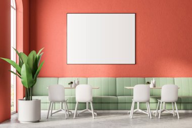 Yeşil kanepe lüks restoran iç kırmızı duvarlar, büyük kemerli pencereler ve sütunları ile. Bir çerçeve yatay poster 3d render alay