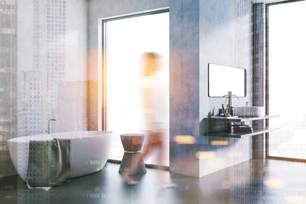 Soffitta Bagno Interno Con Pareti Cemento Pavimento Una Vasca Bagno — Foto Stock