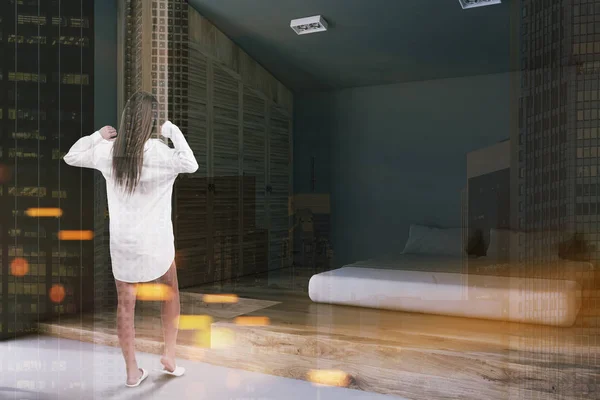 灰色の壁 ダブル ベッド ストレッチ女性と北欧スタイルのベッドルームのインテリア トーンのイメージを レンダリング モック — ストック写真