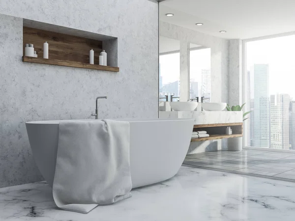Interior Banheiro Com Paredes Cinzentas Piso Mármore Banheira Branca Com — Fotografia de Stock