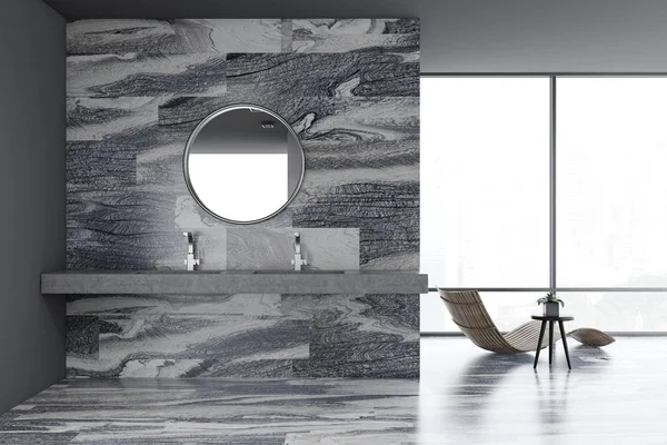 Interior Mármol Gris Baño Lujo Con Una Silla Cubierta Lavabo — Foto de Stock