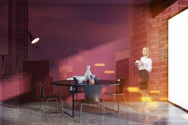 Bir beton zemin, yuvarlak masa ve sandalyeler gri kırmızı yemek odası iç iş kadını. 3D render sahte kadar çift tonlu görüntü pozlaması