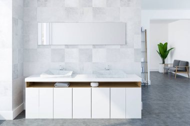 Beyaz çini lüks banyo iç bir beton zemin, bir çift kişilik gemi lavabo ve uzun dar bir ayna üstünde asılı. 3D render