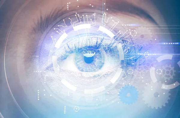 Bir güzel kadın göz uzun kirpik ile kapatın. HUD ve inforgraphics. Veri gösterimi kavramı. Tonlu görüntü pozlama sahte katlayın