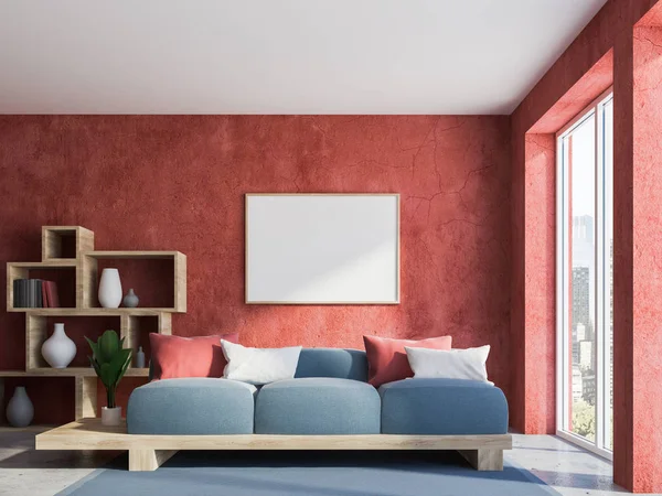 Kırmızı çatı oturma odası iç bir halı zemin, gri bir kanepe ve kitap rafı ile. Bir yatay poster çerçeve 3d render alay