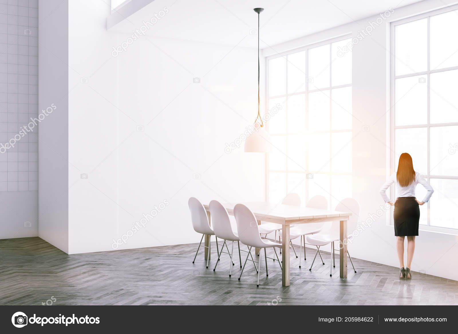 Frau Einer Industriellen Stil Esszimmer Ecke Mit Weißen