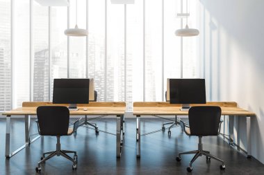 İç modern bir danışmanlık şirketi ofis şehir manzaralı, bir beton zemin ve üst üste duran ahşap Bilgisayar masaları ile panoramik pencereler ile. 3D render alay