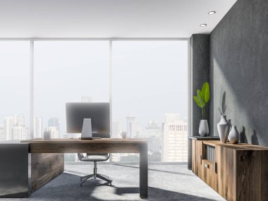 Gri duvarlar office işyeri iç loft windows ile bir bilgisayar ve çekmeceli ahşap bir dizi ile ahşap bir masa. 3D render alay