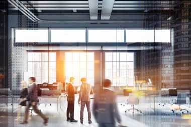 Yürüyüş ve gri bir konuşma iş adamları modern bir uluslararası şirket ofisi duvar. Sanayi tarzı iç. 3D render sahte tonlu görüntü çift pozlama kadar bulanık