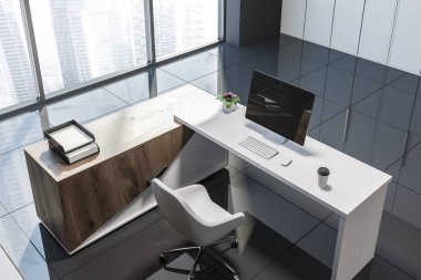 Minimalist Ofis iç siyah tuğla duvarlar, gri karo zemin, bilgisayar masası ve yatay bir poster. Üstten görünüm. 3D render alay