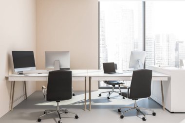 Beton zemin ve beyaz bilgisayar masaları satırlarının şeftali ofis iç. Önden görünüm. 3D render alay