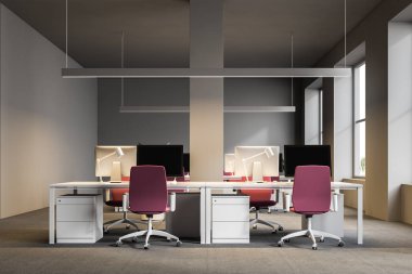 Açık plan ofis iç Gri duvarlar, zemin, beyaz bilgisayar masaları pembe sandalyeler ve sütunlar üzerinde bir halı ile. 3D render alay