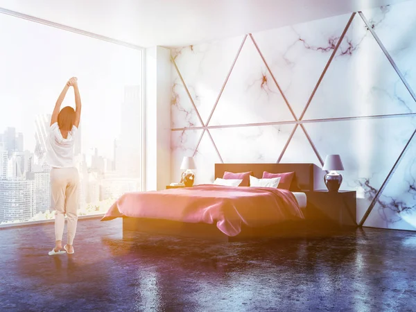 Mujer Mármol Patrón Triangular Esquina Dormitorio Gris Con Piso Gris —  Fotos de Stock