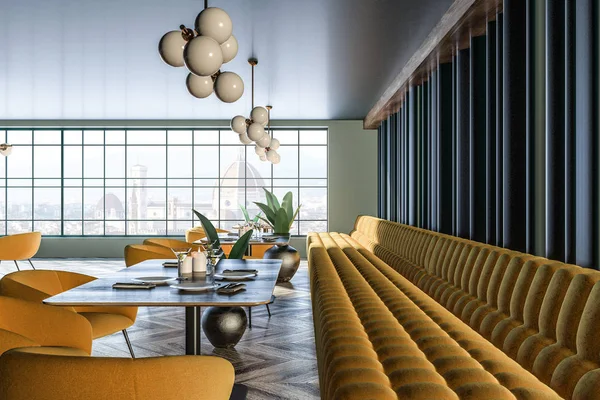 Zijaanzicht Van Luxe Europees Restaurant Met Houten Vloer Grijze Plafond — Stockfoto
