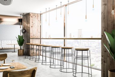 Modern ahşap duvarlar, beton zemin, çubuklu yan görünüm uzun bar tabureleri ve panoramik cityscape penceresiyle içeren tablo. 3D render
