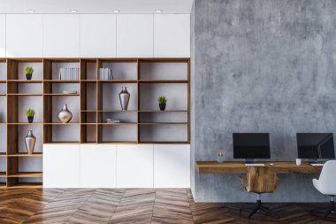 Gri duvarlar, ahşap zemin, koyu ahşap masa üzerindeki bilgisayarlarla ve beyaz ve ahşap kitaplık ile rahat ev ofis iç. 3D render kopya alanı