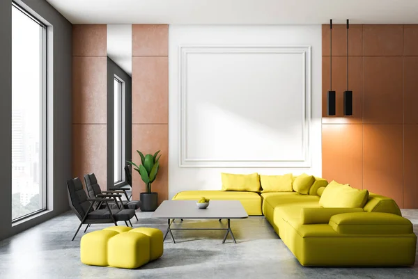 Interior Sala Estar Pared Naranja Blanca Con Suelo Hormigón Sofá —  Fotos de Stock
