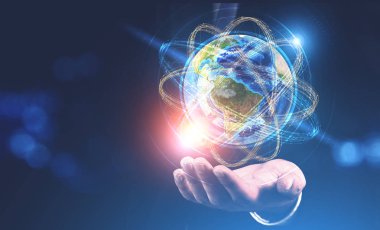 Dünya hologram atom çekirdeği olarak tutan işadamı el. Kavramı Merhaba teknoloji ve bilim. Tonlu görüntü pozlama sahte katlayın. Nasa tarafından döşenmiş bu görüntü unsurları