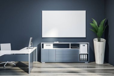 Koyu gri CEO'su ofis iç ahşap zemin, beyaz bilgisayar masa ve poster üzerinde bu kadar yatay sahte ile raf. Reklam ve pazarlama kavramı. 3D render