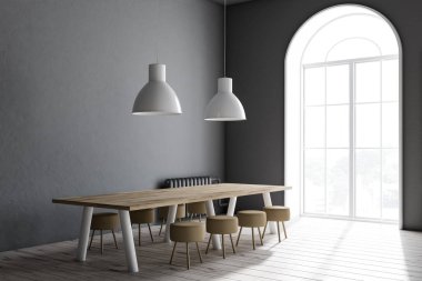 Modern yemek odası köşe Gri duvarlar, ahşap zemin, küçük sandalye ve kemerli pencere ile uzun tablo. 3D render