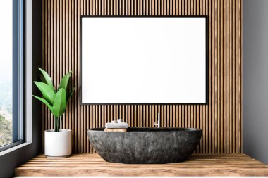 Modern banyo ahşap duvarlar ve zemin, siyah küvet, bir saksı bitki ve duvardaki poster çerçevesi kadar yatay sahte iç. 3D render