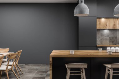 Şık mutfak Gri duvarlar, kiremitli kat, sandalyeler, ahşap ile uzun tablo ve gri sayaçları ve bar ile kapatın. 3D render