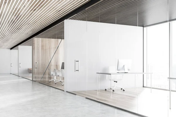 Modern Şirket Ofisi Beton Zemin Beyaz Ahşap Duvarlar Ahşap Tavan — Stok fotoğraf