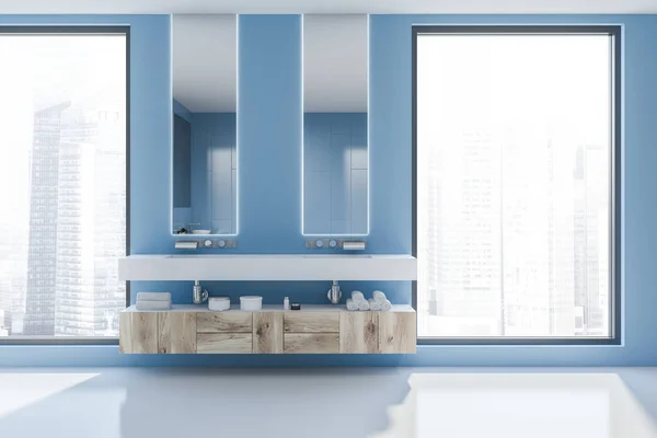 Interior Baño Moderno Con Paredes Azules Suelo Blanco Doble Lavabo — Foto de Stock