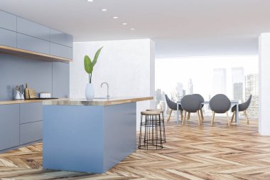 Modern mutfak ve yemek odası beyaz duvarlar, ahşap zemin, gri mutfak tezgahı, yuvarlak tabureleri olan çubuk ve arka koltuklarda ile yemek masası ile köşesinde. 3D render