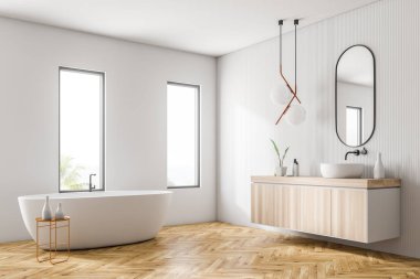 Modern banyo beyaz duvarlar, ahşap zemin, çatı pencere ve ahşap tezgah üzerinde beyaz lavabo yakın duran beyaz küvet ile köşesinde. 3D render