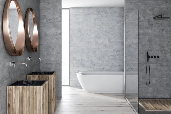 Interieur Eines Modernen Badezimmers Mit Betonwänden Holzboden Dusche Mit Glaswand — Stockfoto