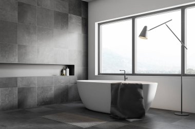 Modern banyo beyaz ve siyah taş duvarlar, siyah seramik zemin, geniş pencere altında beyaz küvet ve şampuan ile raf köşesinde. 3D render