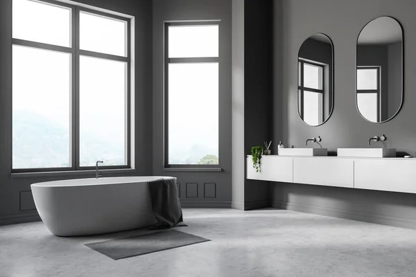 Ecke Des Modernen Badezimmers Mit Grauen Wänden Betonboden Weißer Badewanne — Stockfoto