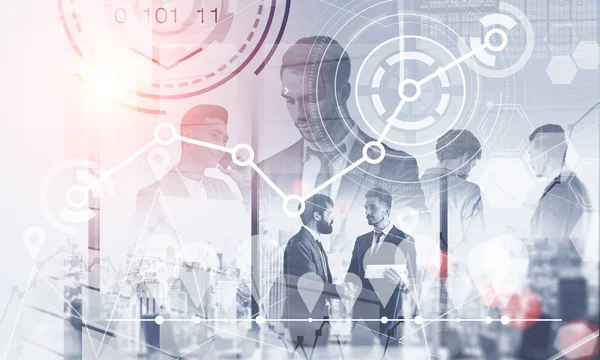 Panoramik ofiste iş arkadaşları, grafikler ve hud çift pozlama ile el sıkışan iki genç işadamları. Tonlu görüntü