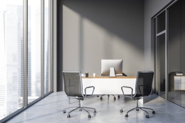 Müdür ofis gri duvarlar, beton zemin, panoramik pencere, beyaz ve ahşap bilgisayar masa, siyah sandalye ve ziyaretçiler için iki sandalye iç. 3D render
