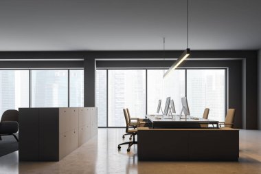 Gri duvarlar, beton zemin, sandalye ve gri kasa ile gri bilgisayar masaları ile panoramik office yan görünüm. 3D render