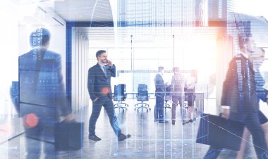 İş adamları Toplantı Salonu, yakın şehir