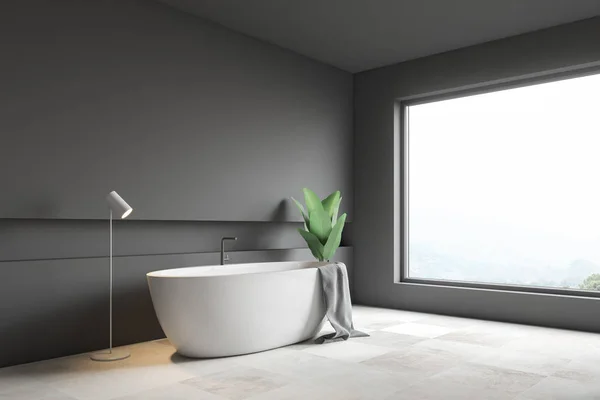 Szara łazienka z hydromasażem narożne, biały — Zdjęcie stockowe