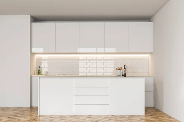 Witte keuken met bar- en werkbladen — Stockfoto