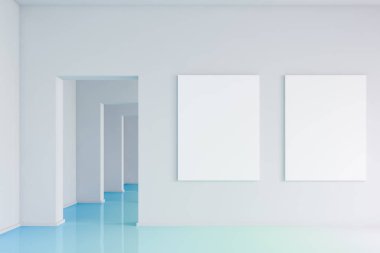 İki afiş ile boş Galeri