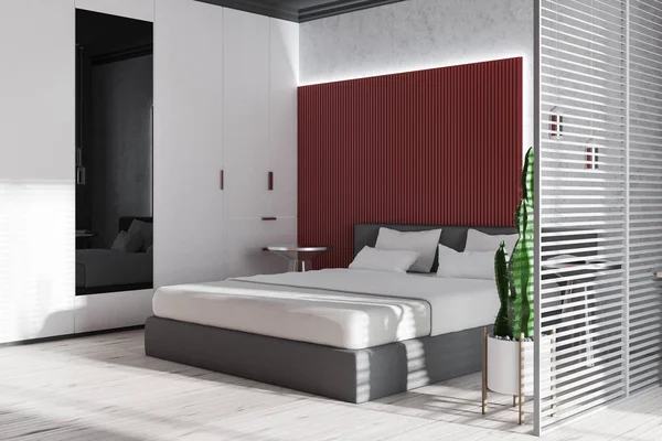 Beton ve kırmızı yatak odası köşe — Stok fotoğraf