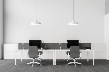 Beyaz açık alan ofis iç