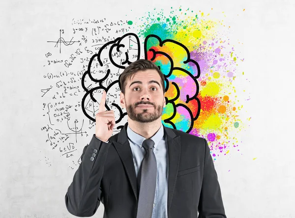 Empresario con brillante idea, dibujo del cerebro — Foto de Stock