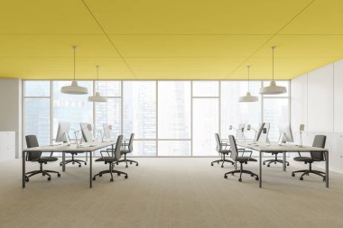 Modern ofis çalışma yerinin yan görünümü