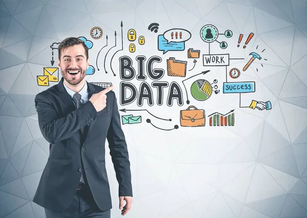 Uomo d'affari che punta a schizzo big data — Foto Stock