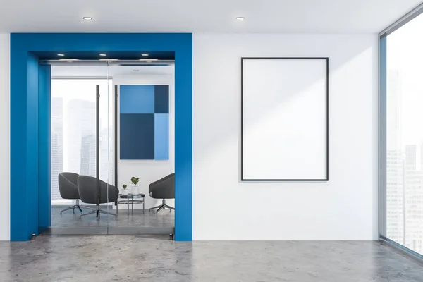 Інтер'єр синьо-білої офісної кімнати, плакат — стокове фото