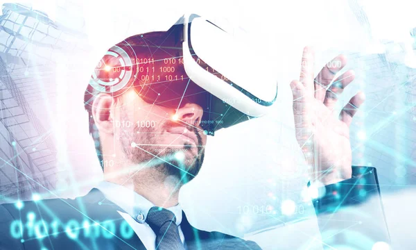 Man in VR headset working with HUD interface — Stock Photo, Image